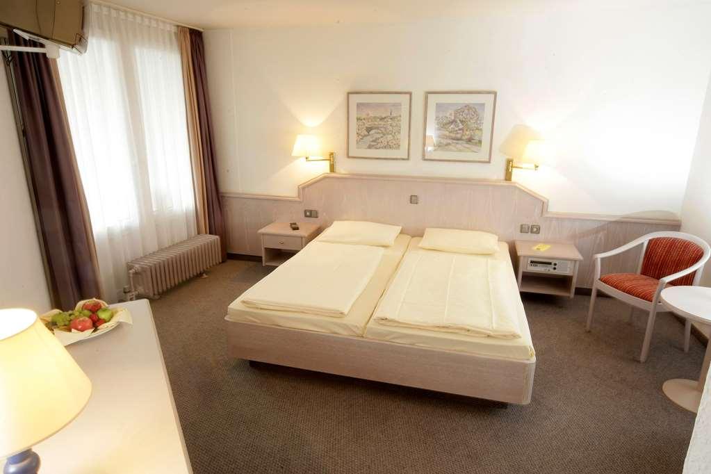 Dorint Seehotel & Resort Bitburg/Suedeifel Biersdorf Oda fotoğraf
